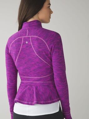 Like New Lululemon Hustle In Your Bustle Jacket. Size 8